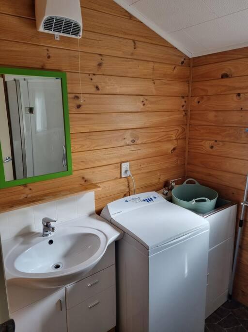 Manapouri Beech Haven Villa Exterior photo